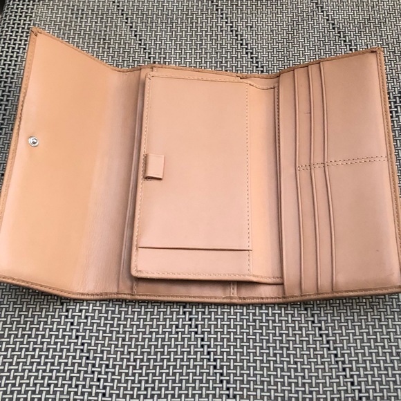 Coach Wallet - Picture 4 of 8